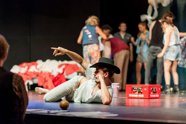 RS4656__DSC450920170613-scr.jpg Bühnenszene aus der Aufführung "Peer Gynt" der Theaterwerkstatt