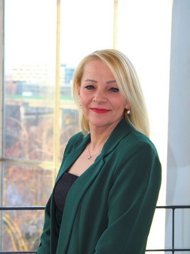 Porträt Julia Tonn-Rau 