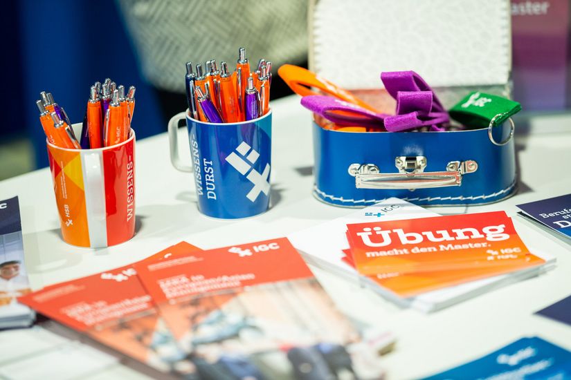 HSB-Merchandising HSB-Merchandising (Tassen, Kugelschreiber, Flyer, Postkarte)