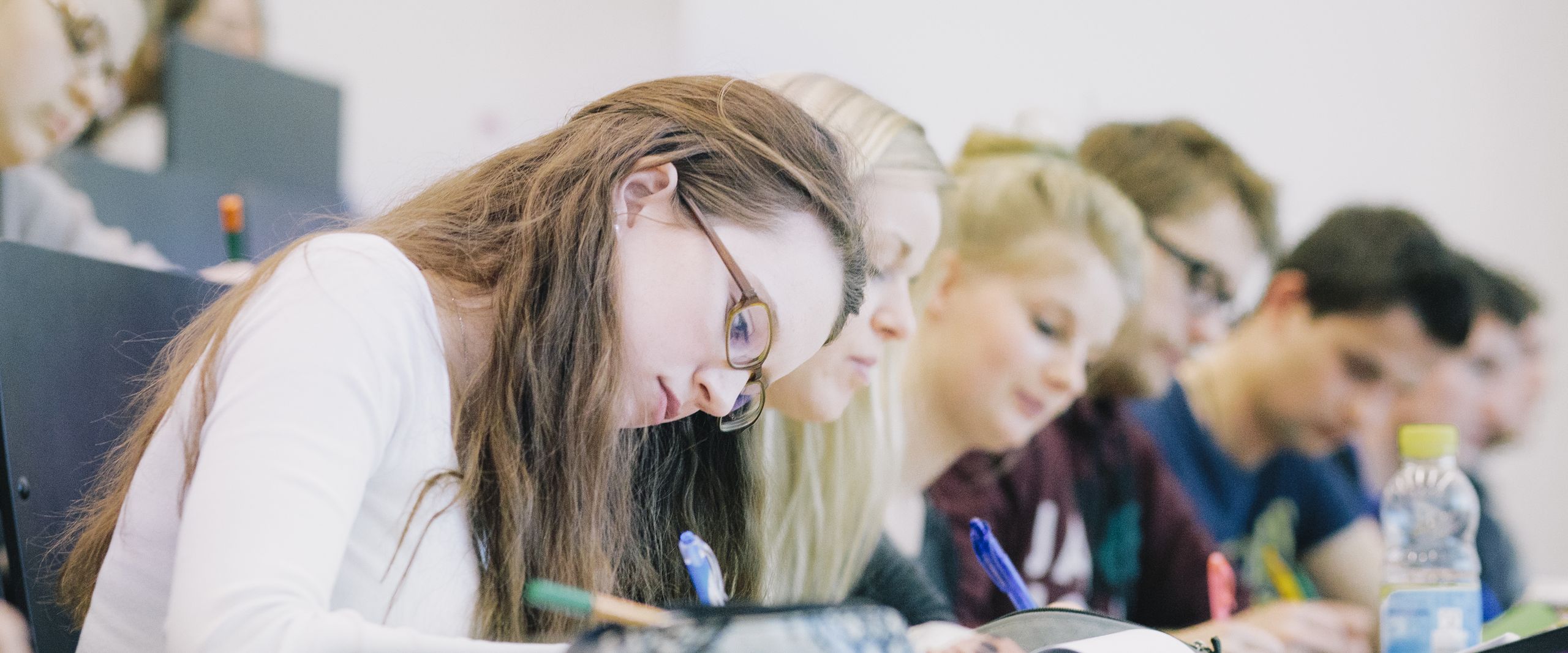 Studierende im H&ouml;rsaal