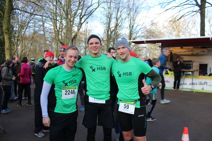 Gruppenbild von 3 L&auml;ufern.