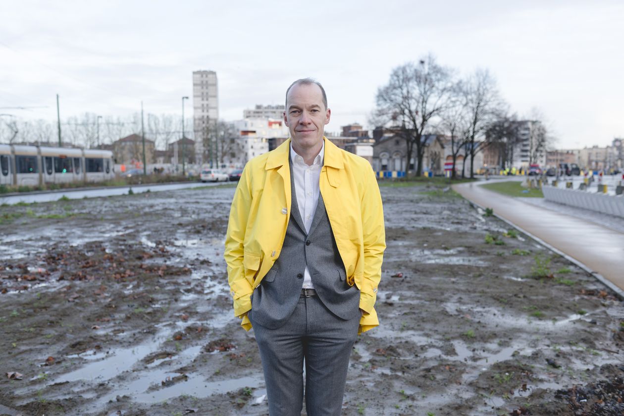 Auf dem Bild sieht man den Stadtplaner Kristiaan Borret von Bouwmeester Maître Architecte in Brüssel, Foto: Jonathan Ortegat