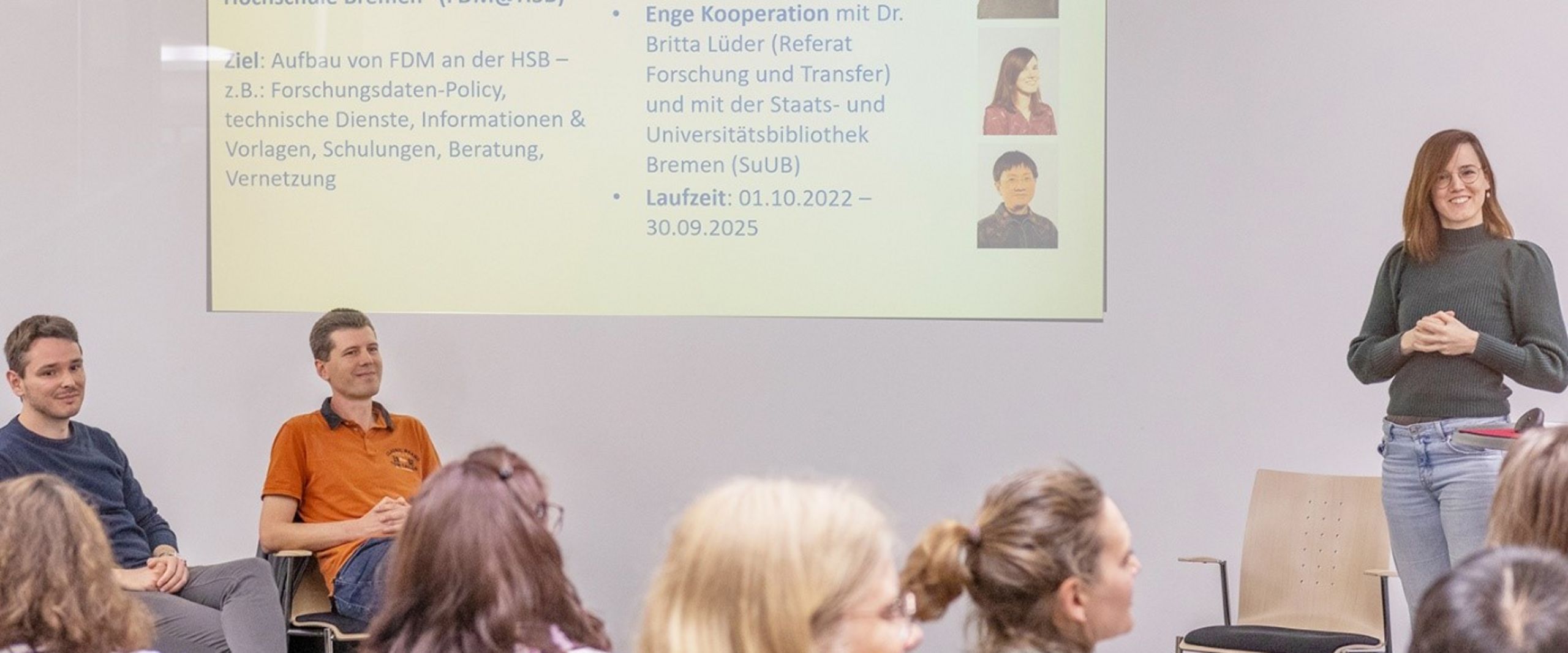 Promovierende der HSB zusammen mit Indra Smith (FDM HSB)