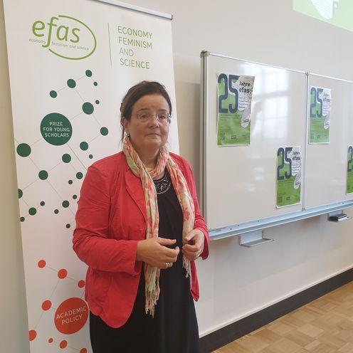 Mechthild Schrooten bei der Tagung: &bdquo;25 Jahre efas - Stand und Perspektiven feministischer &Ouml;konomie&ldquo; 