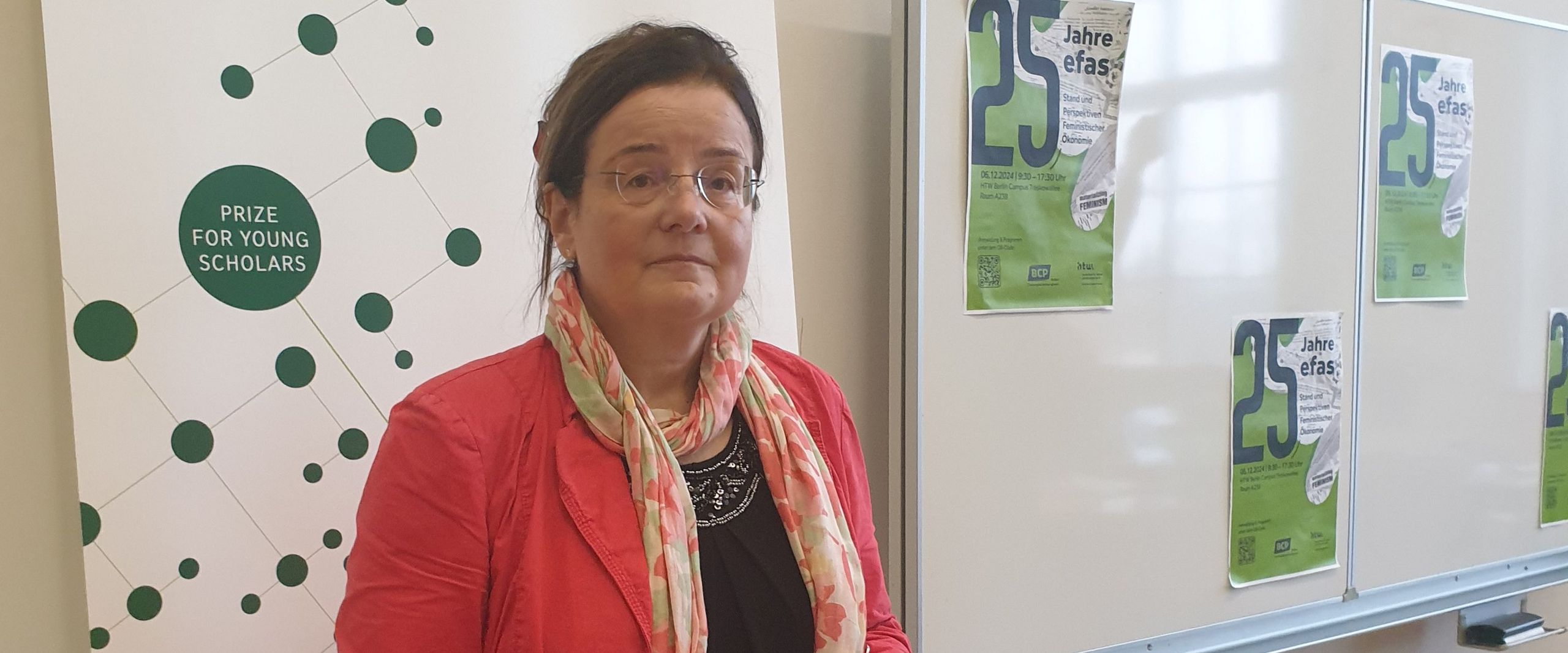 Tagung: „25 Jahre efas - Stand und Perspektiven feministischer Ökonomie“ Mechthild Schrooten bei der Tagung: „25 Jahre efas - Stand und Perspektiven feministischer Ökonomie“