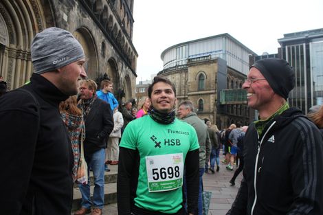 L&auml;ufer:innen beim Marathon in Bremen.