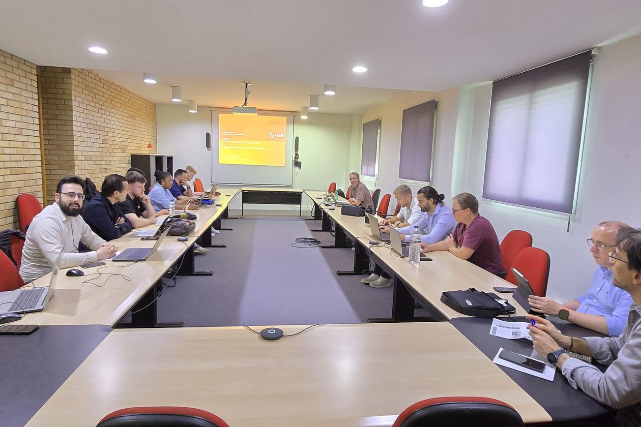 Im Rahmen des Projekts IPaCE trafen Studierende der Masterstudiengänge des Bauingenieurwesens am Polytechnischen Instituts Bragança (IPB) und der Hochschule Bremen (HSB) zu einem CBL am Polytechnik Institute in Bragança, Portugal zusammen. Foto: HSB / Gonca Efe-Şahantürk