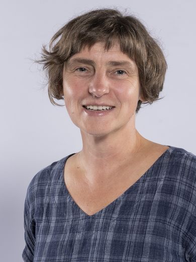 Porträtfoto Irena Medjedovic Porträtfoto Irena Medjedovic