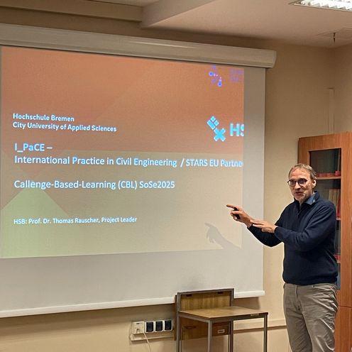 I-PaCE besucht Cracow University of Technology &ndash; Austausch und Impulse f&uuml;r Challenge-Based Learning (CBL)