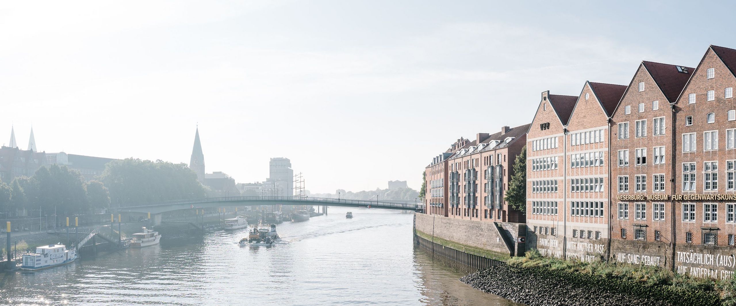 Bremer Innenstadt mit dem Blick auf die Weser.