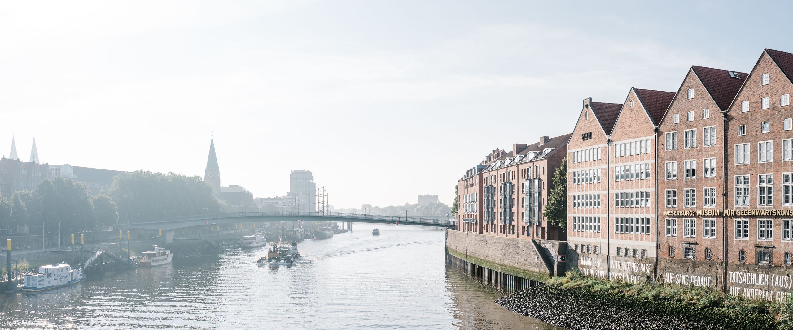 Weser Teerhof Bremer Innenstadt mit dem Blick auf die Weser.