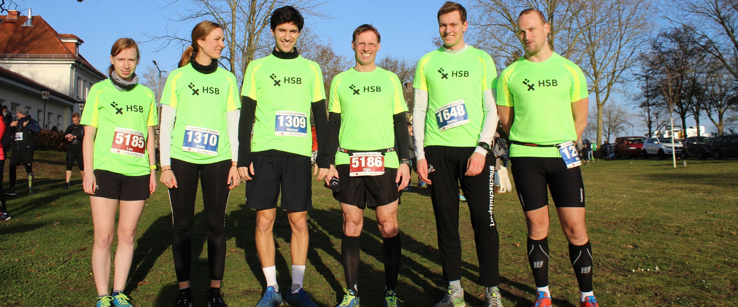 Gruppenbild TriRunners beim Silvesterlauf.