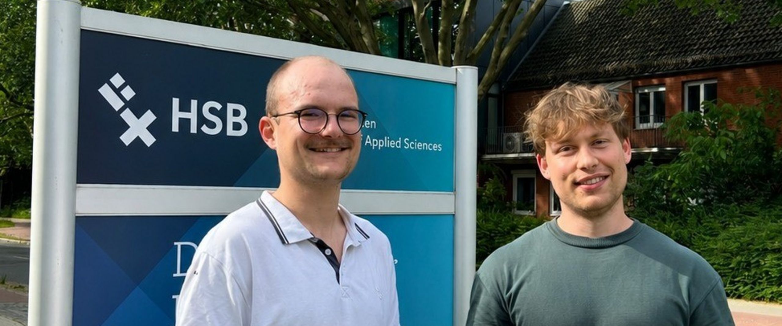 Das Bild zeigt die Studierenden Moritz K&ouml;neke und Felix Kunkis.