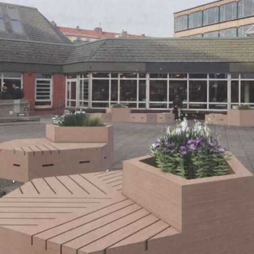 Grafik zeigt Holzm&ouml;bel mit Gr&uuml;n auf dem Vorplatz der Mensa