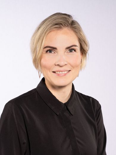 Porträtfoto Katharina Riebe