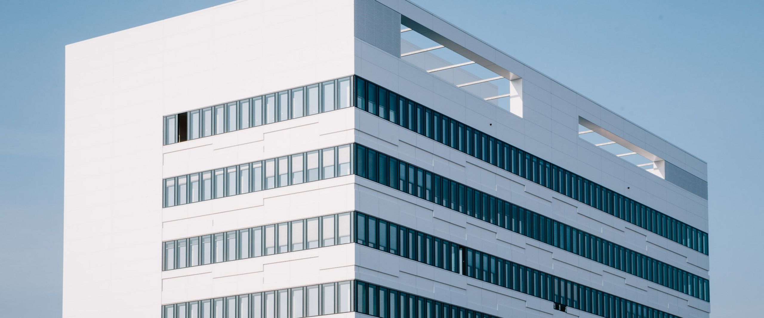 HSB Hauptgebäude (AB-Gebäude) Hochschule Bremen (weißes Hochhaus)