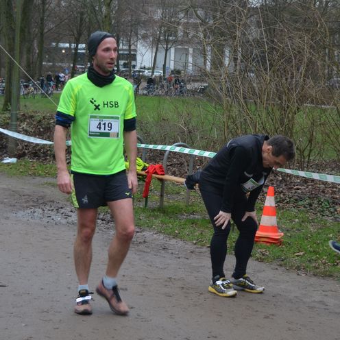 L&auml;ufer:innen im Bremer B&uuml;rgerpark.