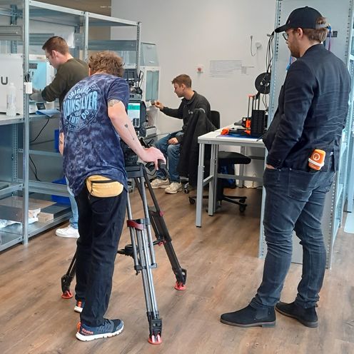 Kamerateam film Studierende im FreiRAUM