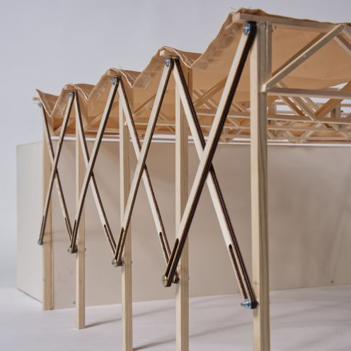 Modell eines Vordaches f&uuml;r einen Kreativcontainer - Foto: HSB