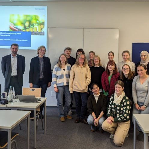 Prof. Rosemarie Koch_Gastvortrag &uuml;ber Nachhaltigkeitsberichterstattung nach CSRD und EU-Taxonomie _November 2024