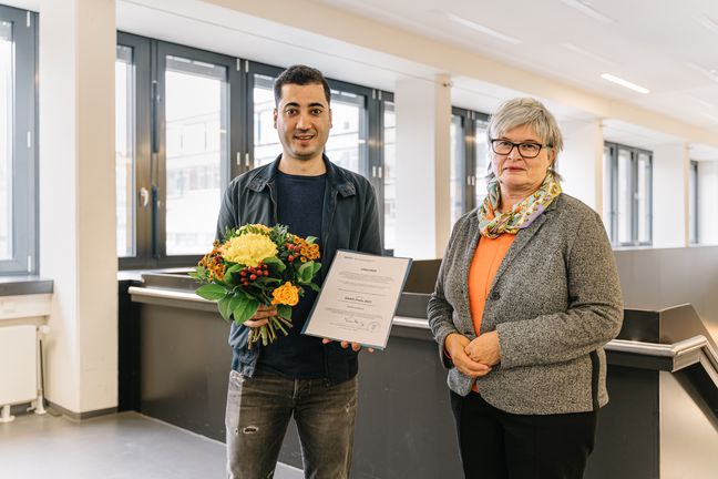 DAAD-Preistr&auml;ger Radwanderung Al Bakkour mit HSB-Rektorin Karin Luckey