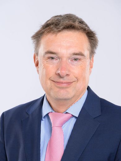 Porträtfoto Jens Eschenbächer