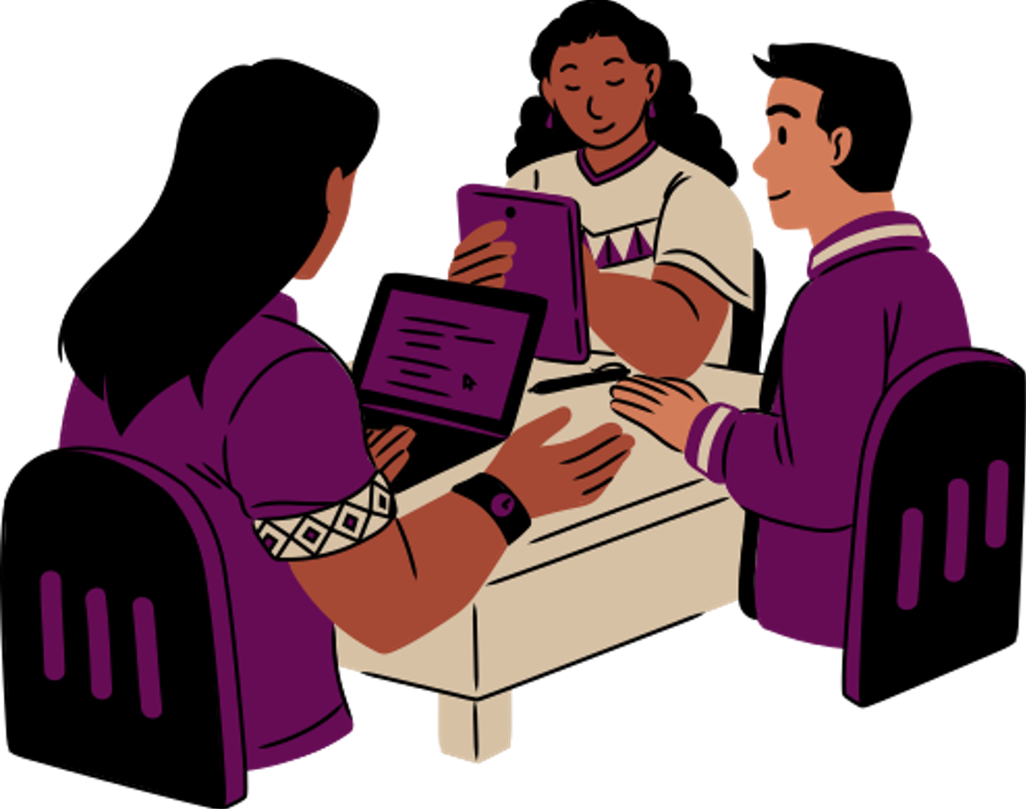 Drei Studierende, die um einen Tisch herumsitzen. Eine Person verwendet einen Laptop, eine andere ein Tablet. Eine männlich gelesene Person schaut eine der weiblich gelesenen Personen an. 