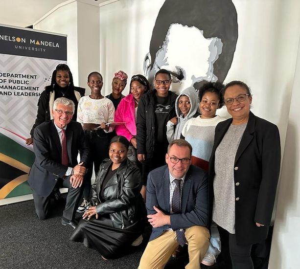 Prof. Lisowski und Dr. Amina Jakoet-Salie (Nelson Mandela University)