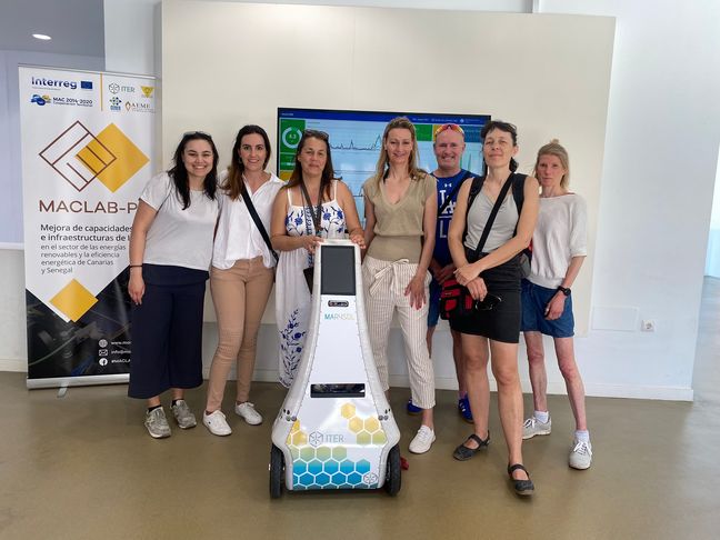 Teilnehmer:innen der Staff Week bei ITER