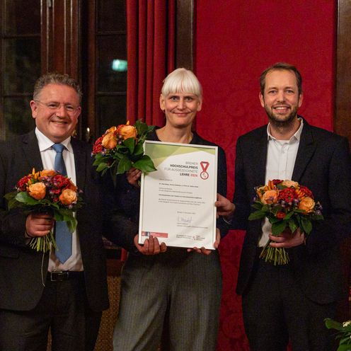 Gruppenbild mit M&auml;nnern und Frauen