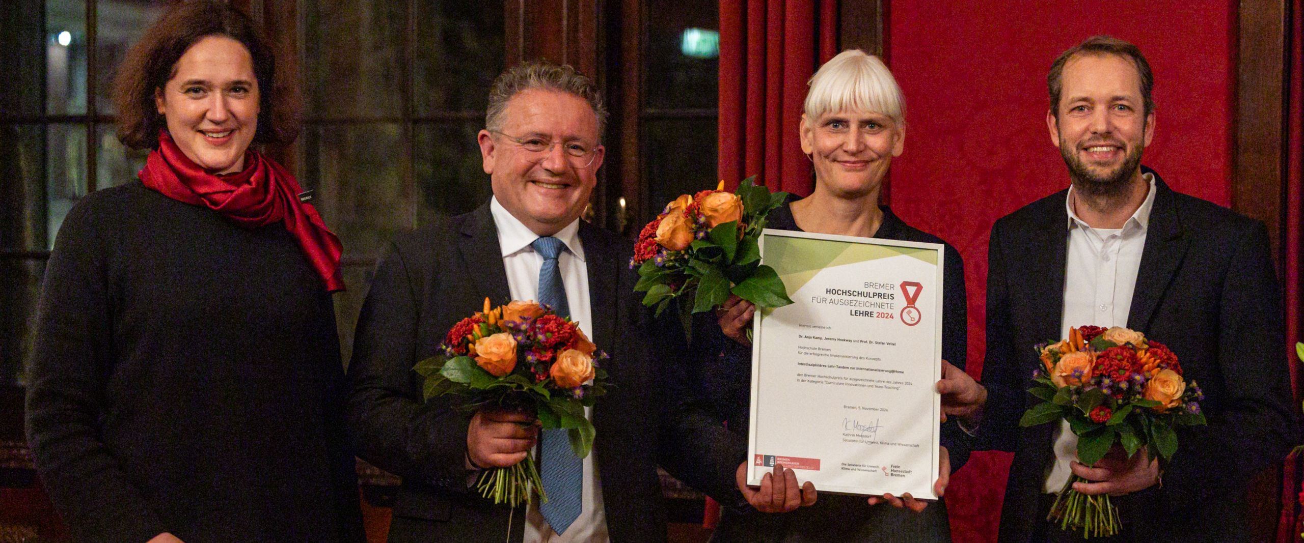 Group with men and women