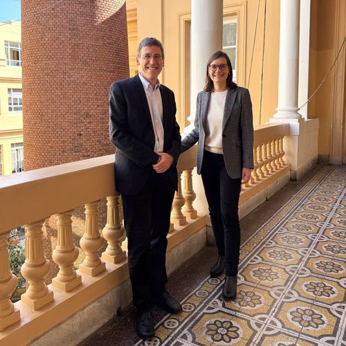 Ulrich Krüger und Leena Pundt auf Konferenz_Juli 2025 Ulrich Krüger und Leena Pundt bei einer Konferenz in Buenos Aires.