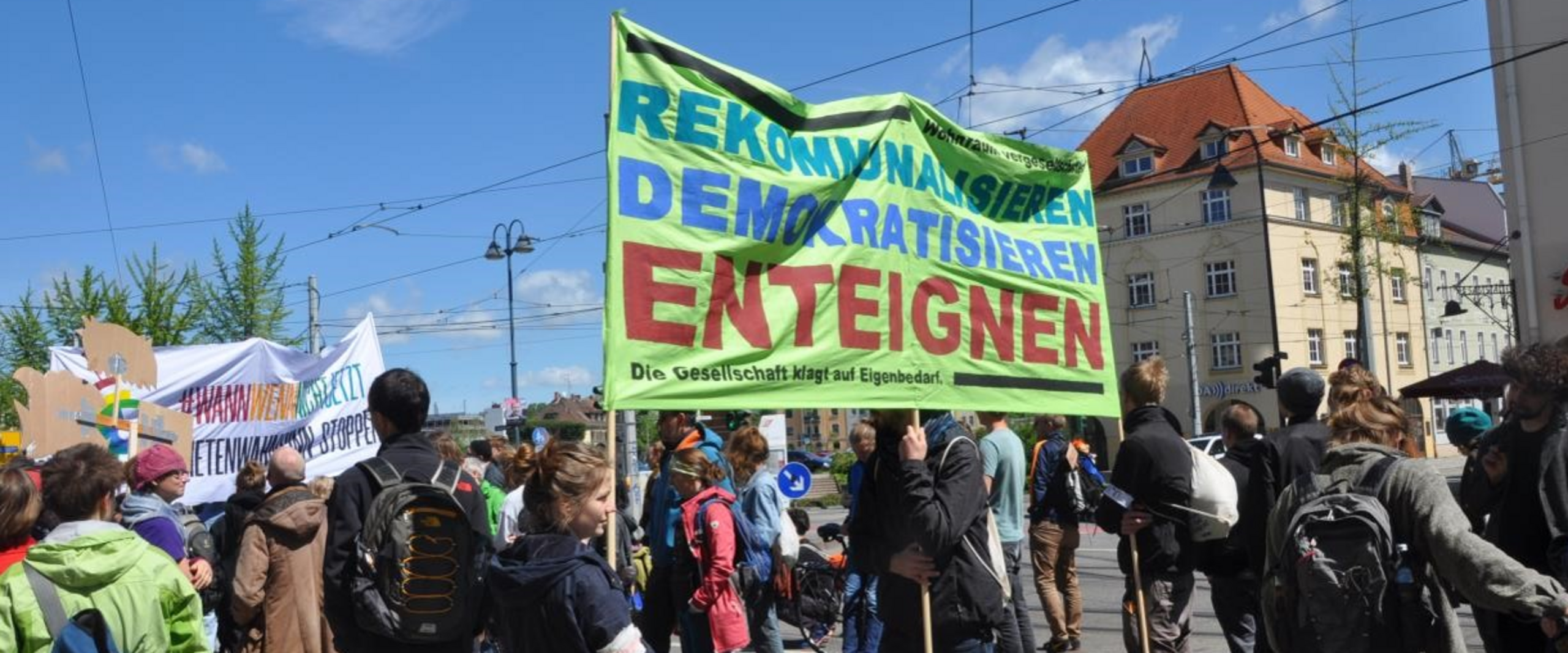 Demonstration auf der Straße. Foto: Elodie Vittu / Institut für europäische Urbanistik (IfEU) Demonstration auf der Straße. Foto: Elodie Vittu / Institut für europäische Urbanistik (IfEU)