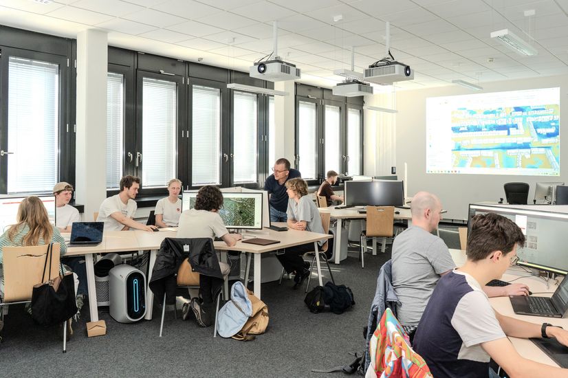 Workshop im GIS-Labor. Foto:HSB/M. Pister