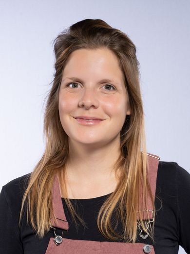 Porträtfoto Nora Albrecht