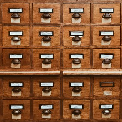 Ein Bild von einem klassischem Dokumentenarchiv