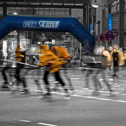 Skaterinnen und Skater unterwegs