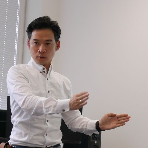 Jung-Woo Kim vom Institut f&uuml;r Digitale Teilhabe bei einem Vortrag