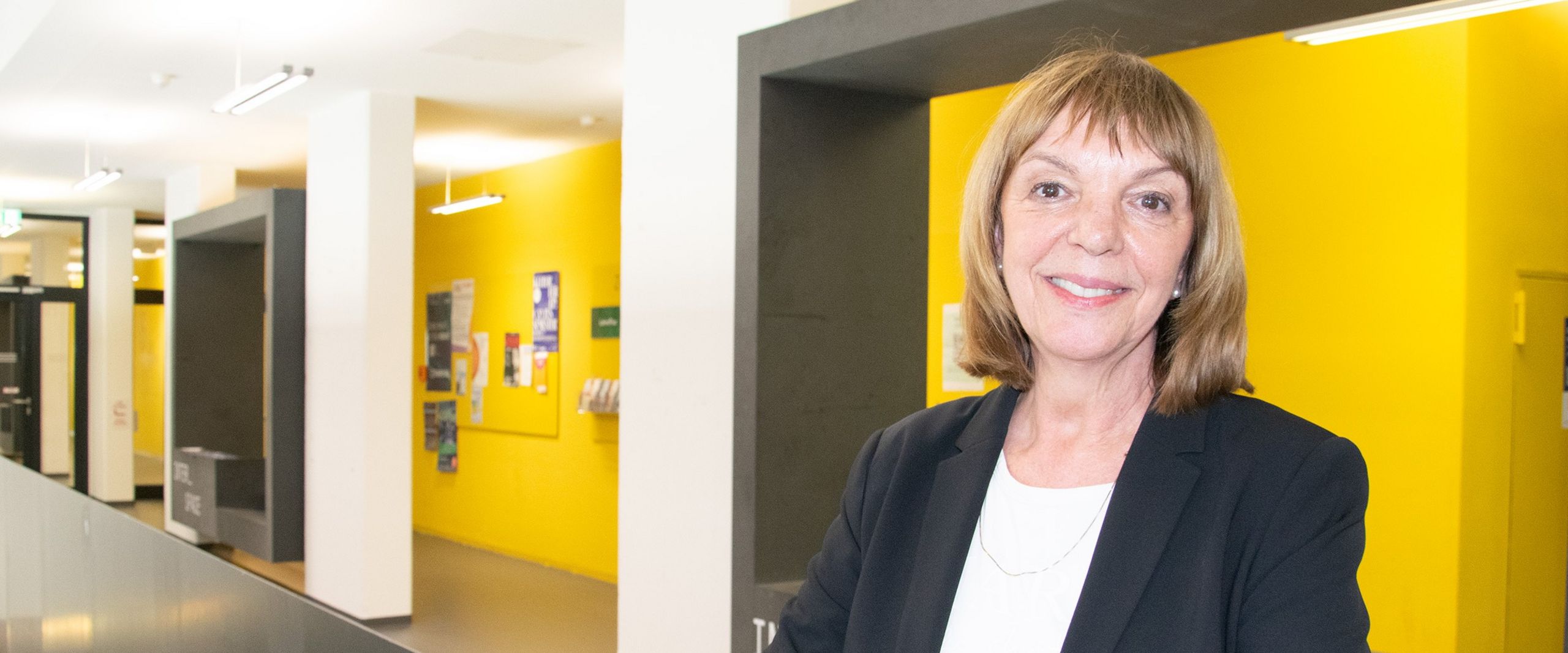 20250429_Sabina Schoefer Portrait einer Frau