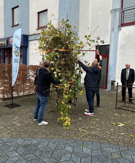 Praktiker-Tag für Sachsen-Anhalt in Staßfurt am 08.11.2025, Foto-1, Motiv: Totholz bündeln 5