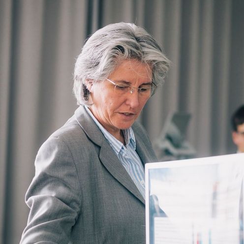 Prof. Dr. Antonia Kesel im Seminar