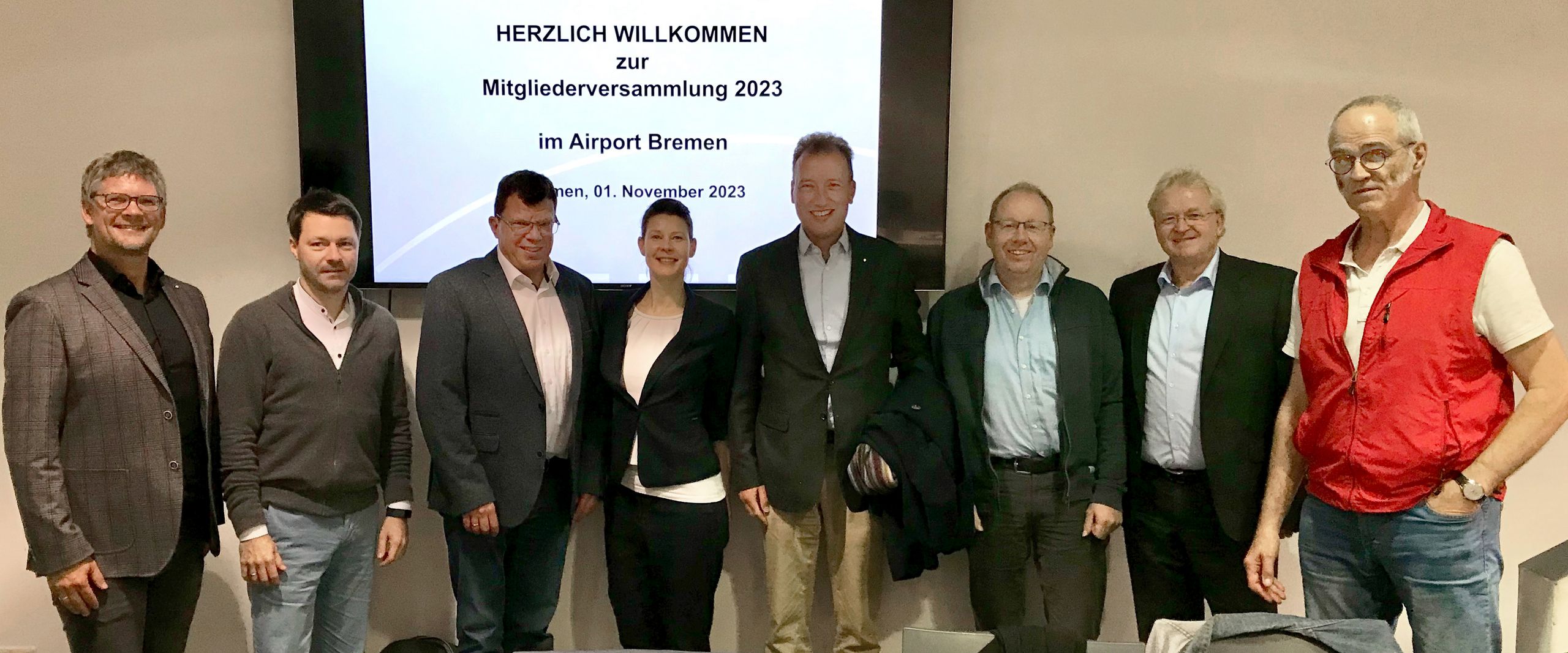 Gruppenbild des neugew&auml;hlten Vorstands des VSVI. Foto: VSVI